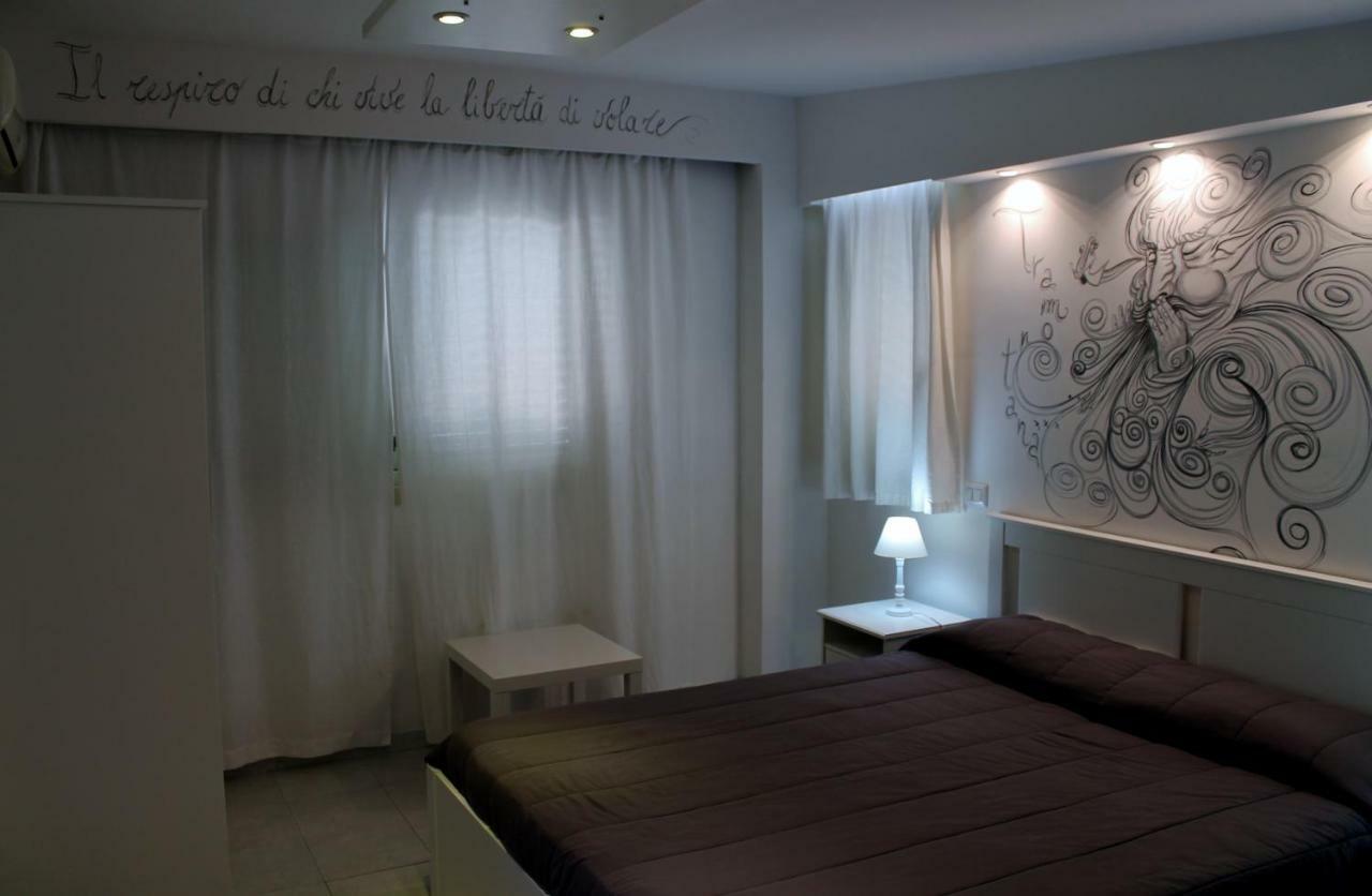 B&B Triskeles จีอาร์ดีนี นักซอส ภายนอก รูปภาพ